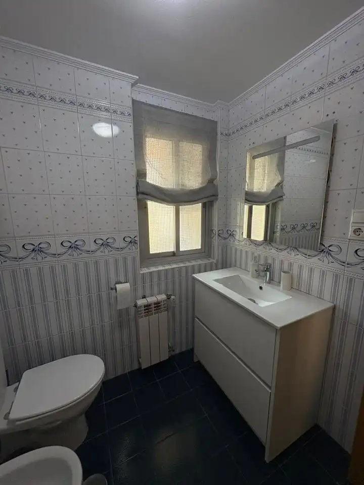 Baño de Piso para compartir en Talavera de la Reina con Amueblado