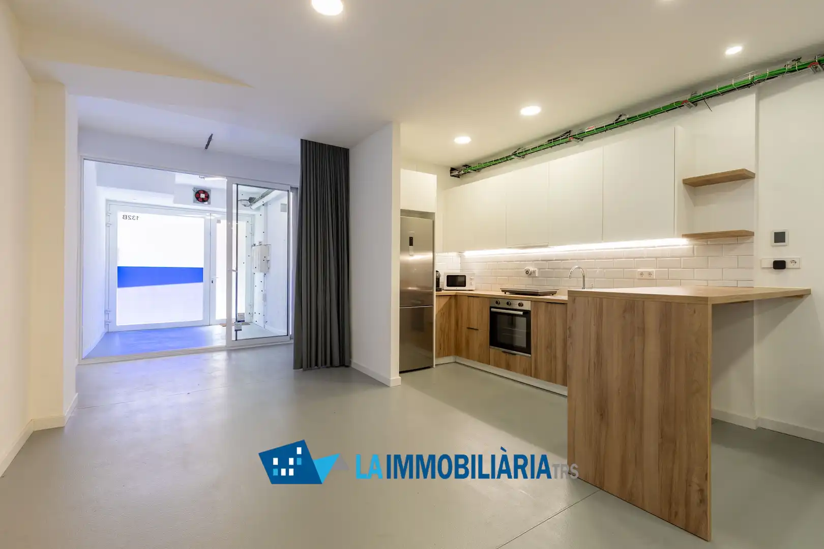 Local comercial en venda a Sud