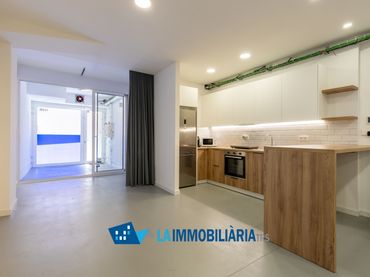 Business premises for sale in Sud