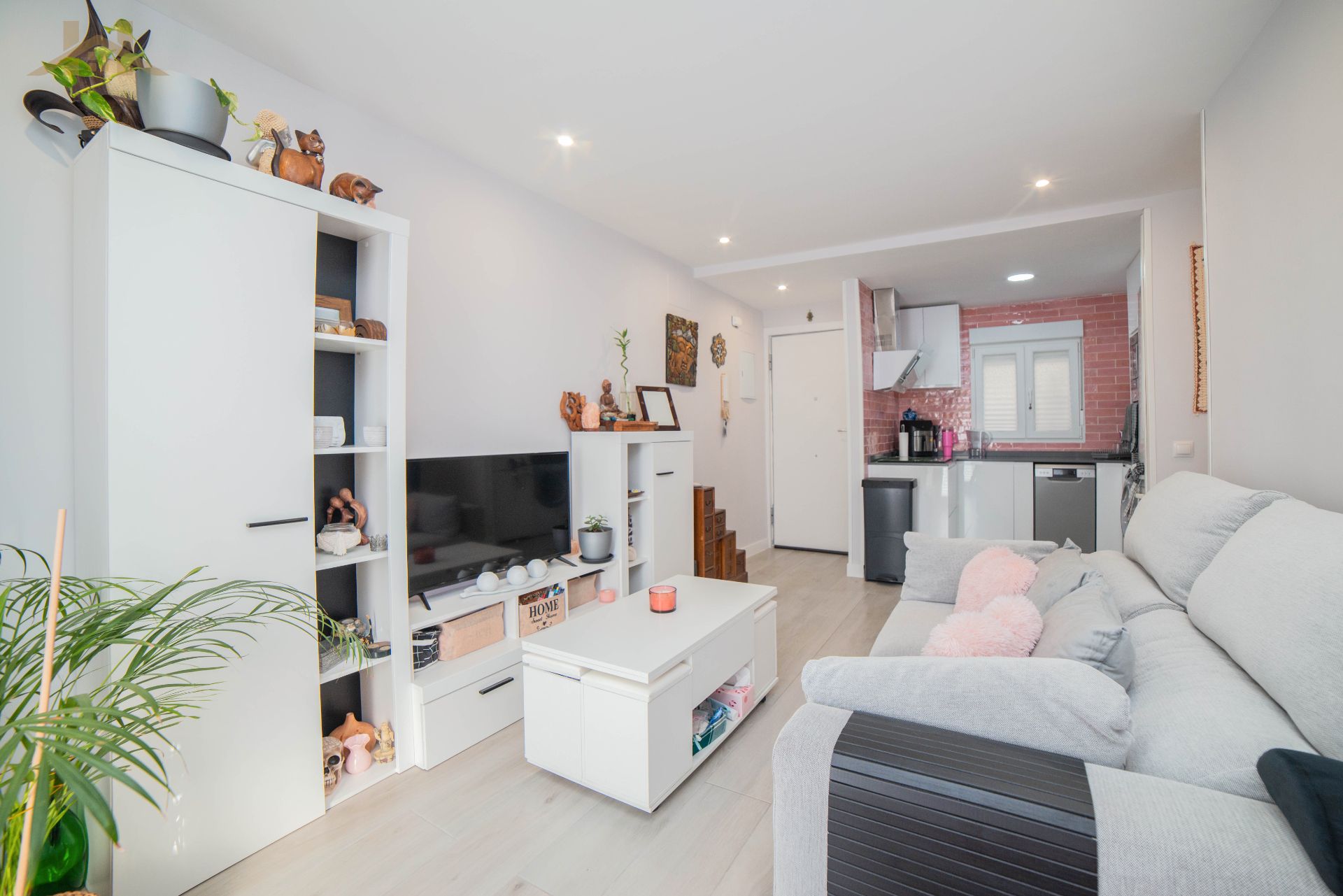 Sala d'estar de Pis en venda en Leganés amb Aire condicionat