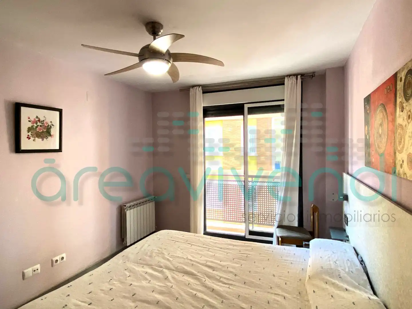 Habitación de Piso en venta en Castellón de la Plana / Castelló de la Plana con Aire acondicionado y Balcón