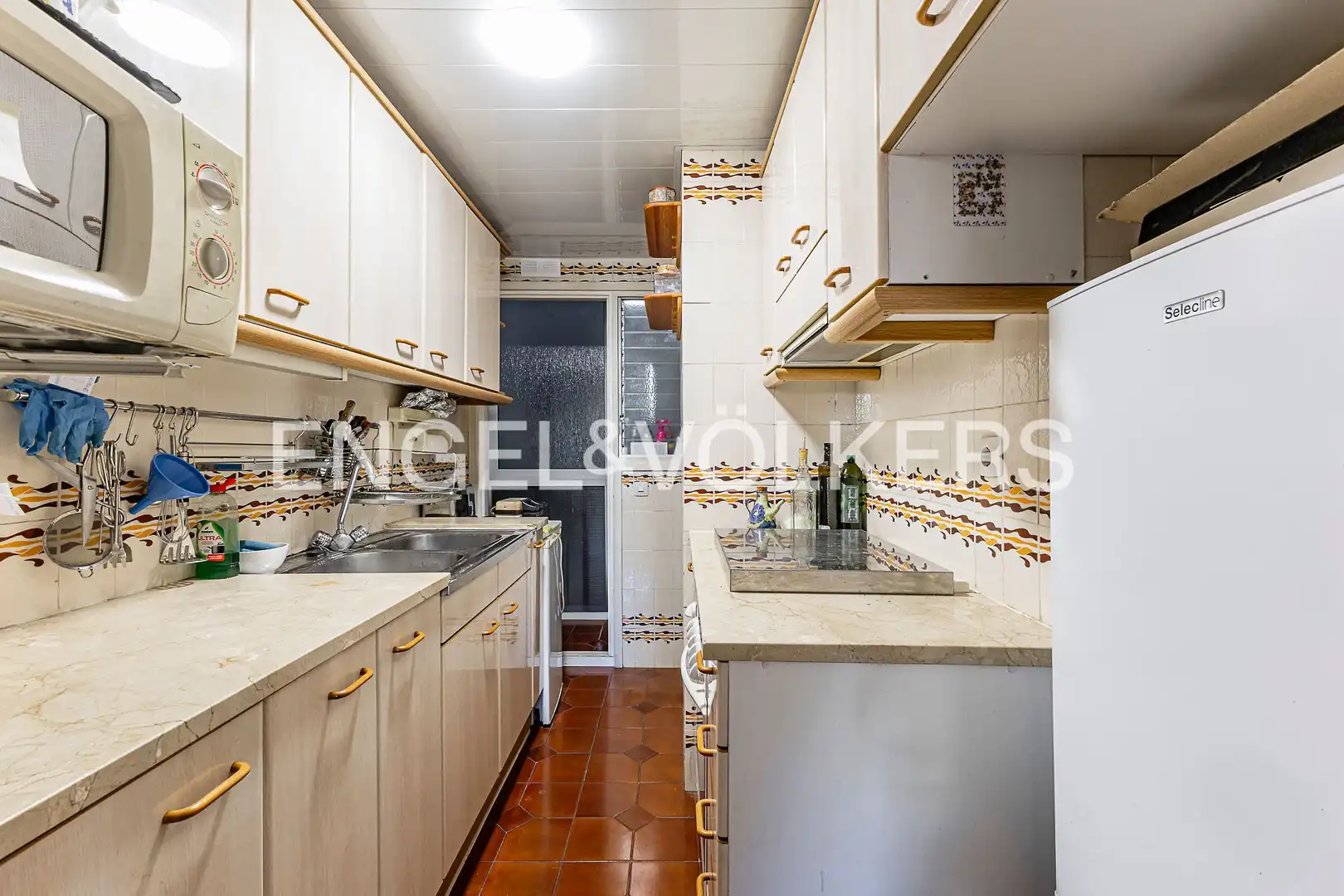 Cocina de Piso en venta en Barcelona con Calefacción, Piscina y Balcón