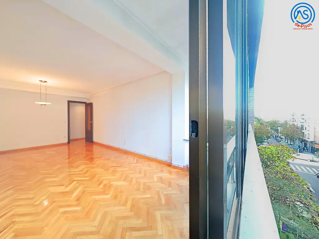 Piso en venta en Zaragoza con Calefacción, Parquet y Horno