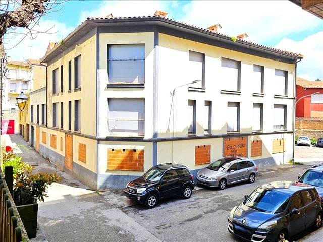 Edificio en Venta en Carrer de la Riera en Sant Hilari Sacalm