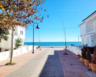 Vista exterior de Casa adosada de lloguer en Mijas amb Calefacció, Jardí privat i Terrassa