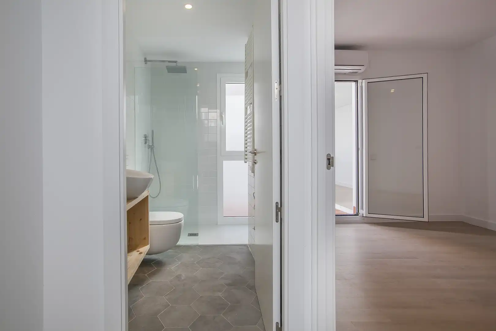 Buildings for sale in Passatge Klein, Provençals del Poblenou