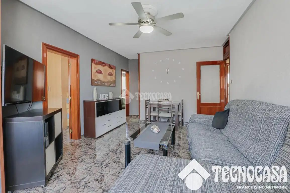 Living room of Flat for sale in Sant Vicenç Dels Horts  with Heating