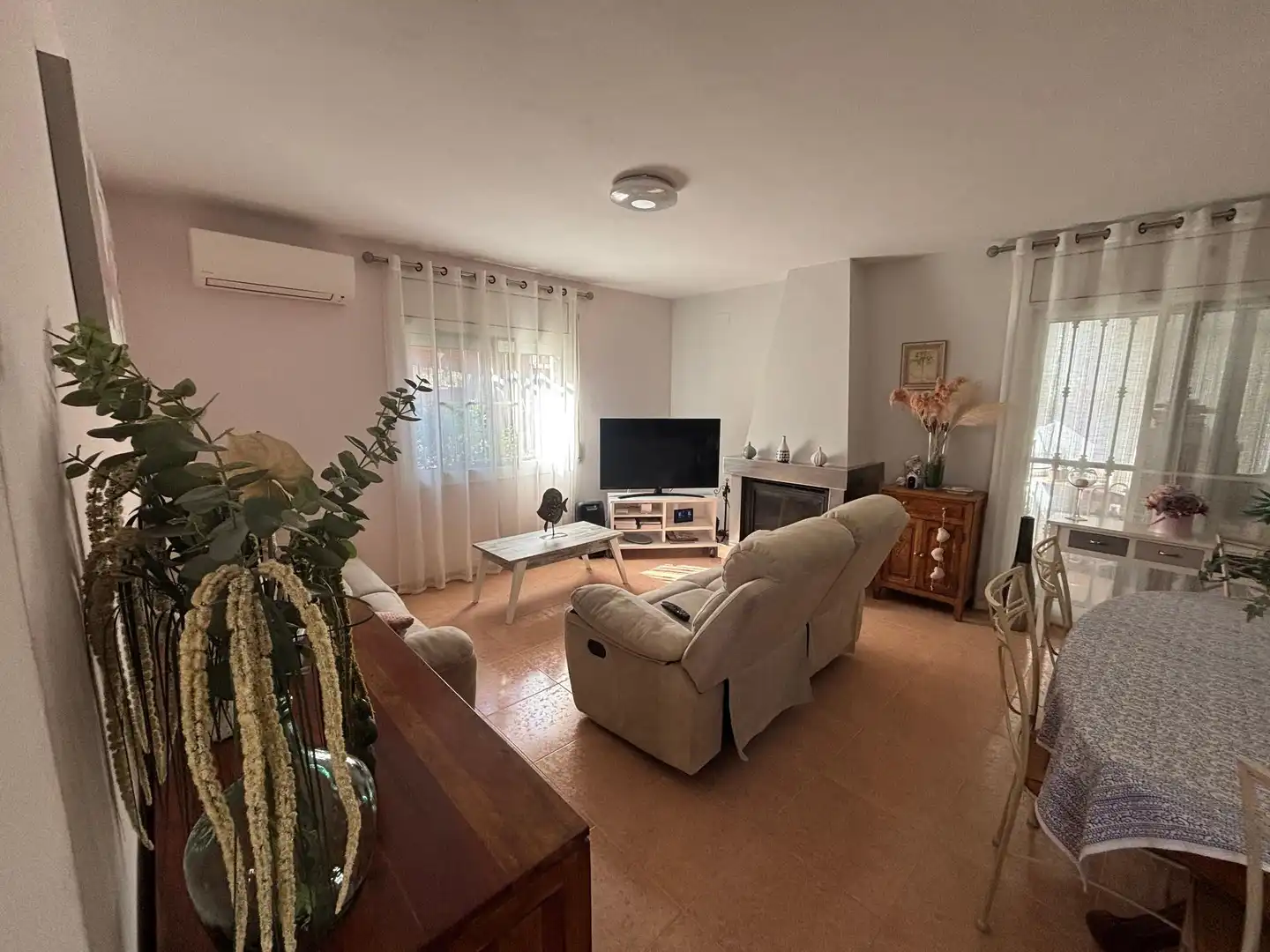 Sala d'estar de Casa o xalet en venda en L'Ametlla de Mar  amb Jardí privat, Terrassa i Traster