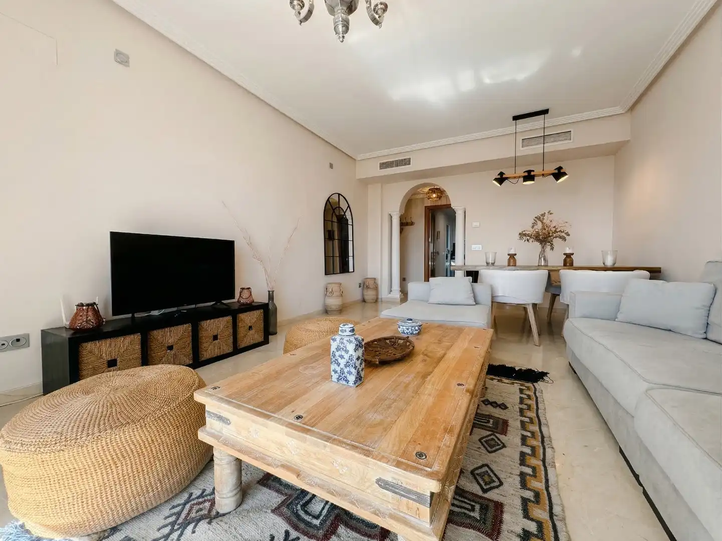 Sala de estar de Apartamento en venta en Manilva con Aire acondicionado, Calefacción y Terraza