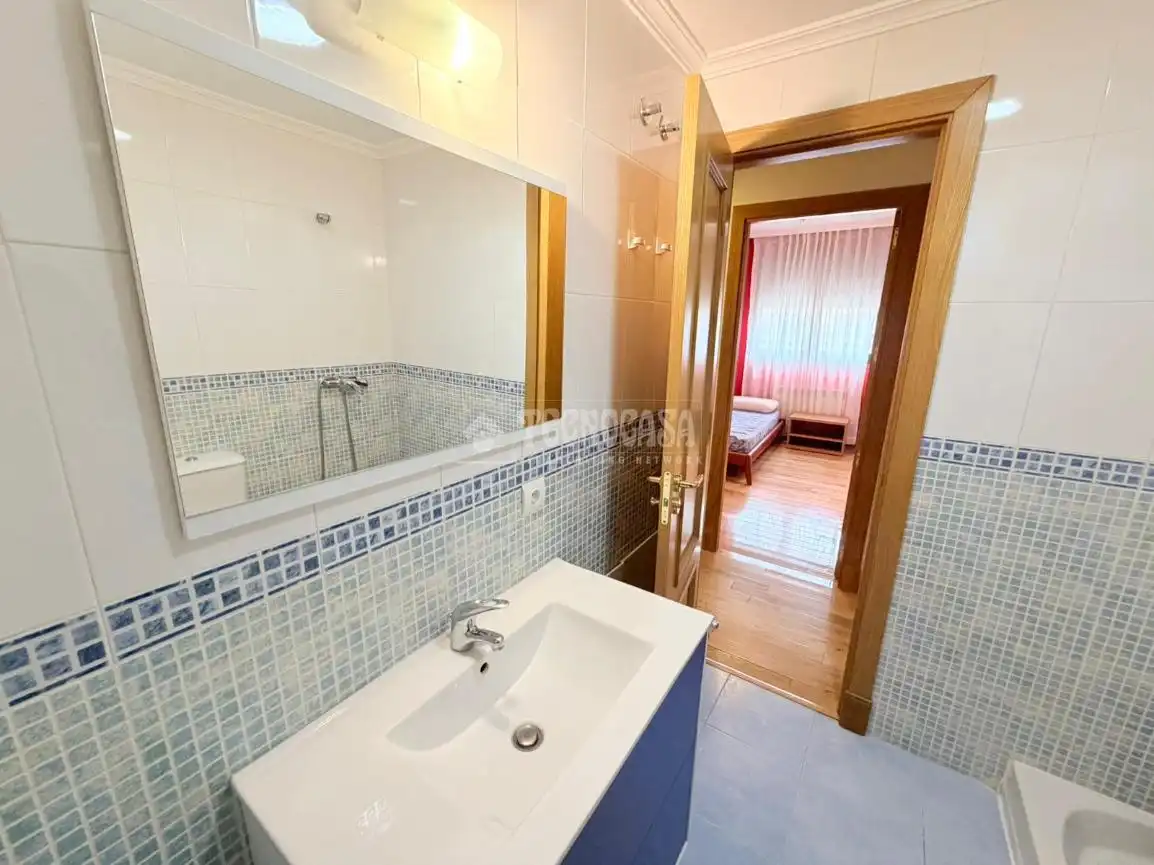 Baño de Piso en venta en Seseña con Aire acondicionado