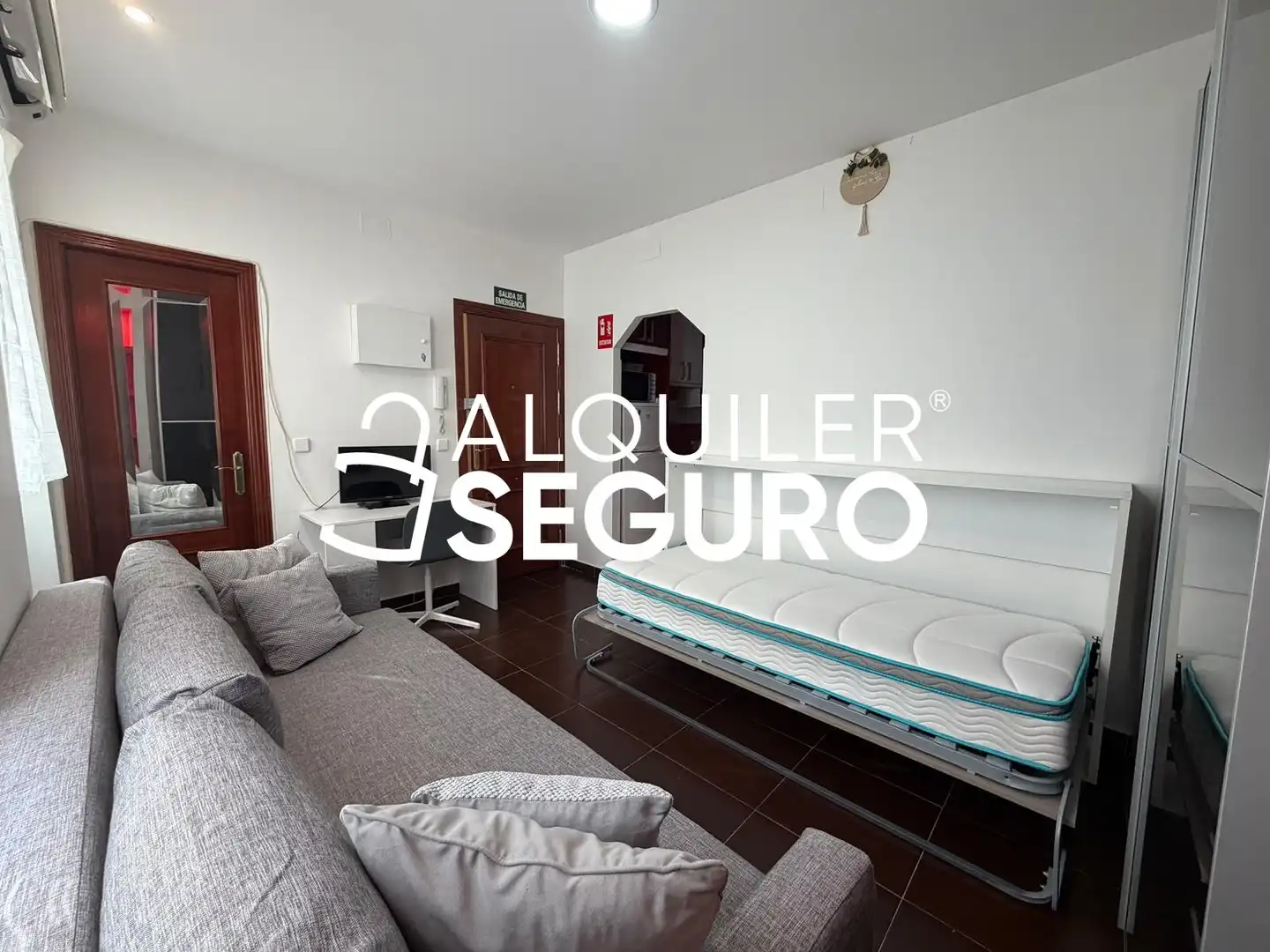 Habitación de Estudio de alquiler en Madrid con Aire acondicionado y Amueblado