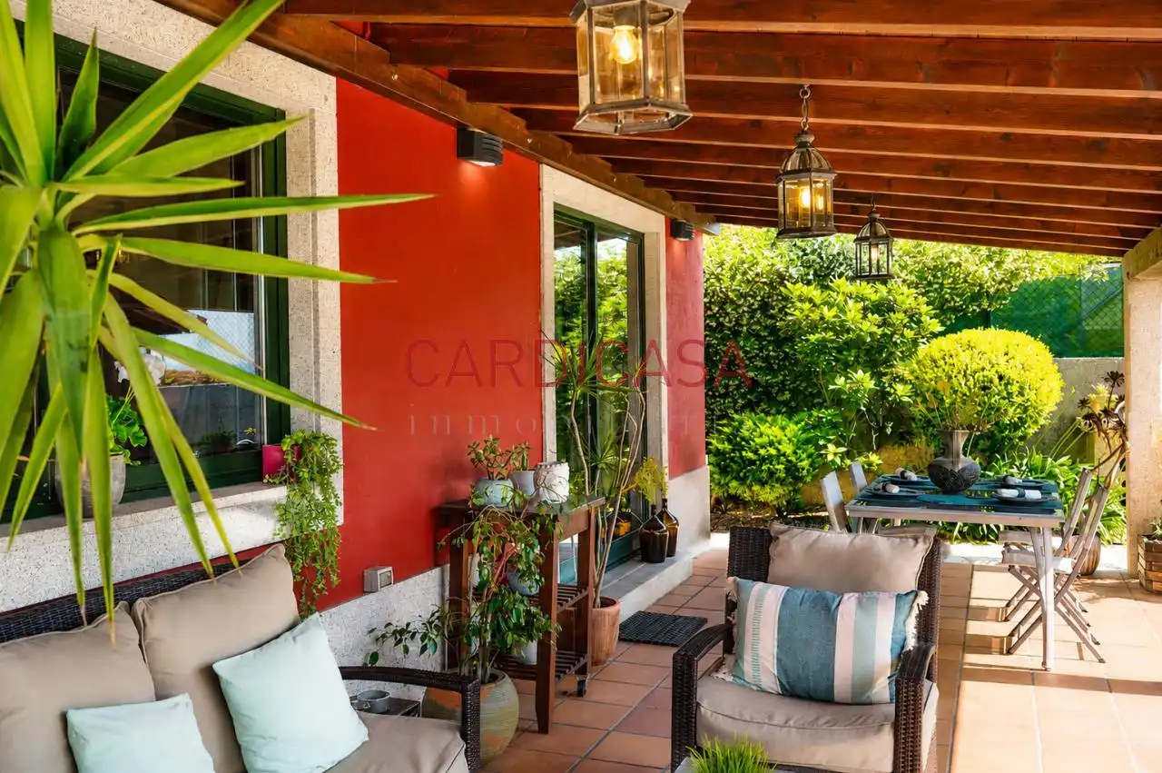 Terrassa de Casa o xalet en venda en Mos amb Calefacció, Jardí privat i Terrassa