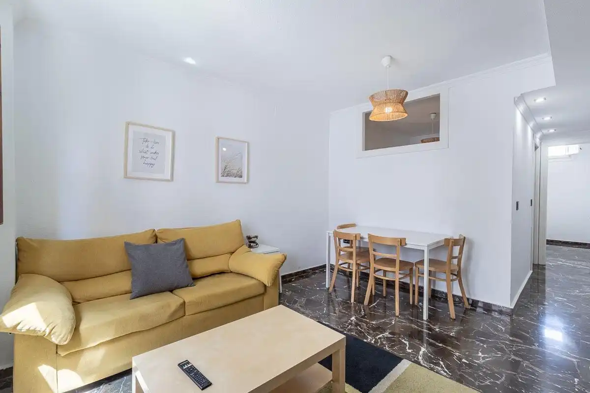 Sala de estar de Piso en venta en  Granada Capital