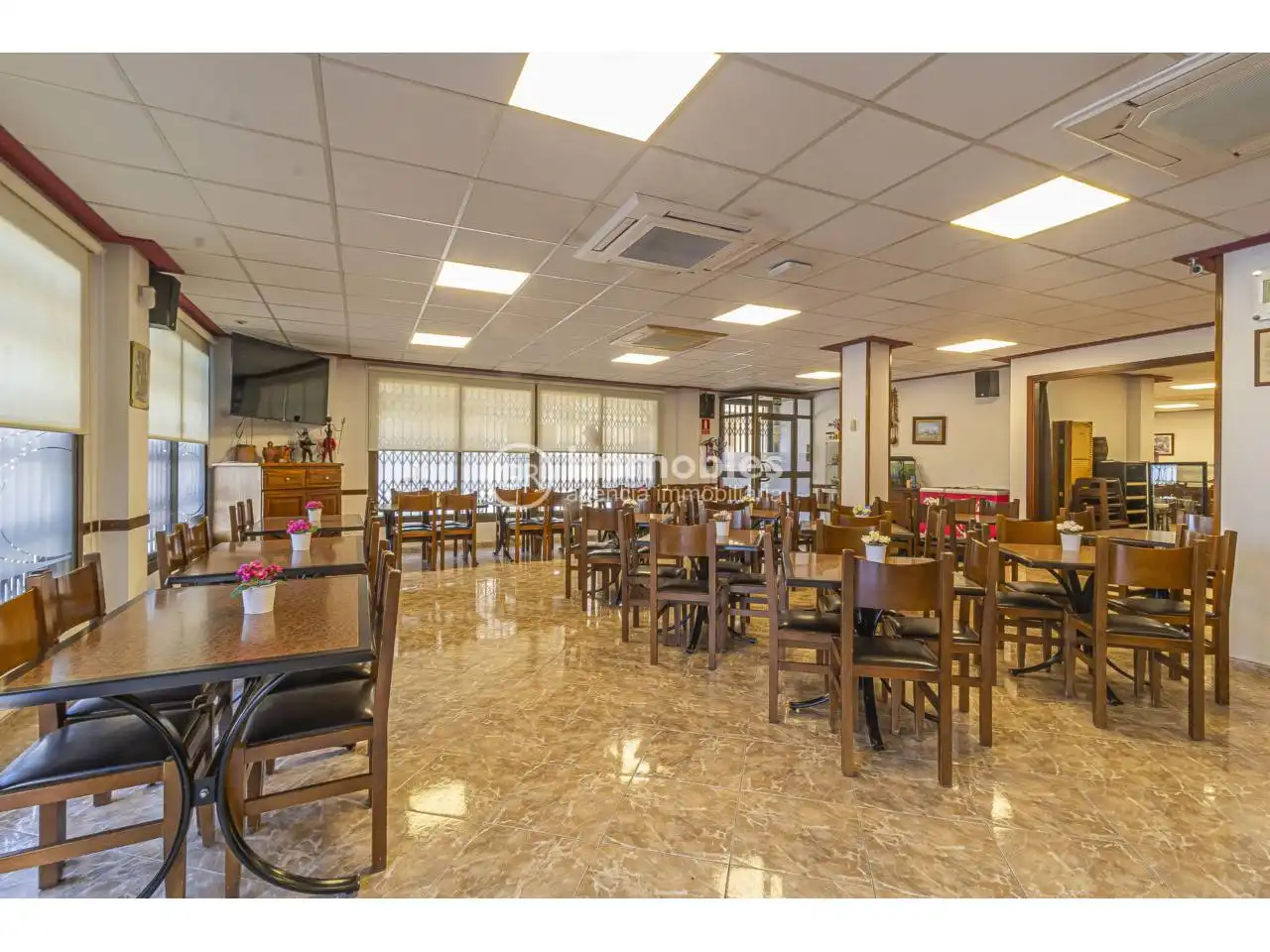 Business premises for sale in Calle FADRINS, imagen 2