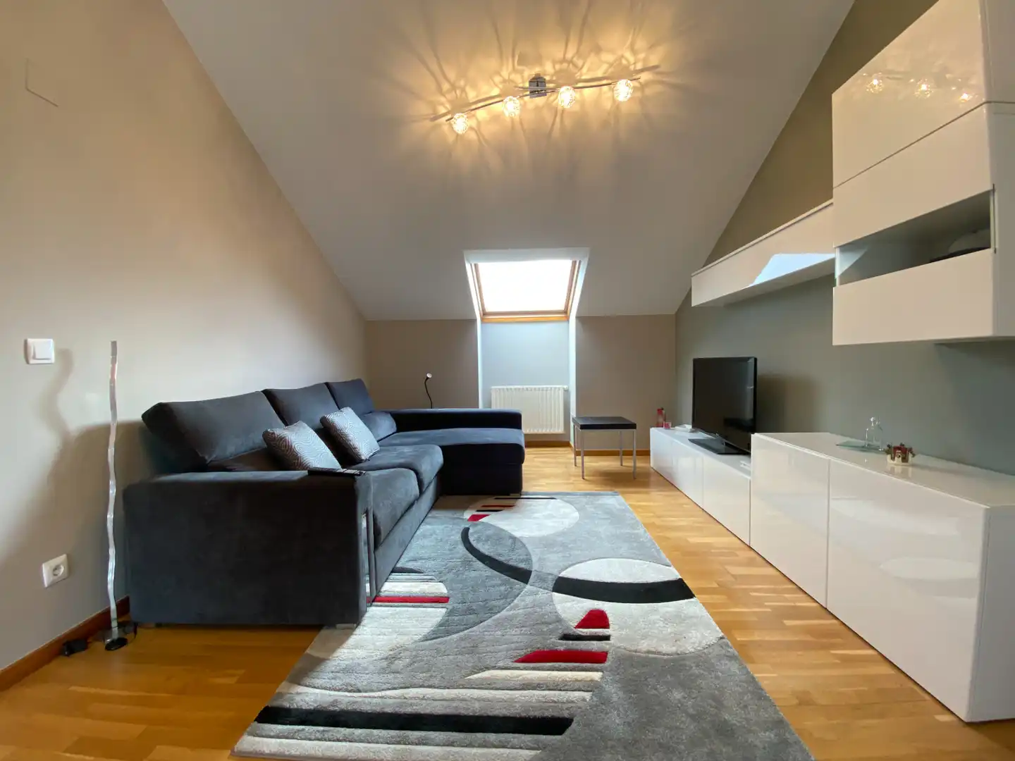 Wohnzimmer von Wohnung zur Miete in Boqueixón mit Terrasse, Abstellraum und Möbliert