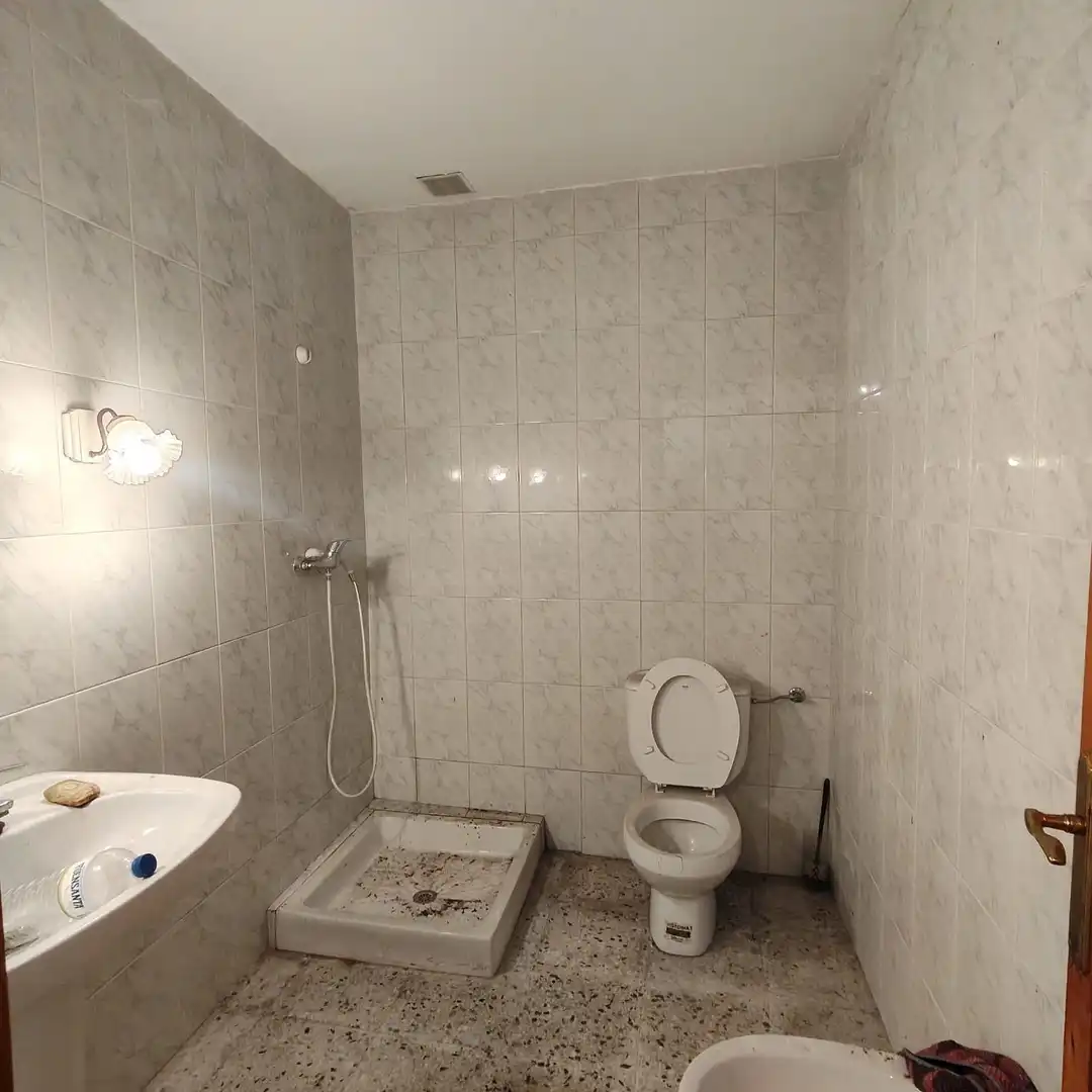 Baño de Edificio en venta en Oviedo 