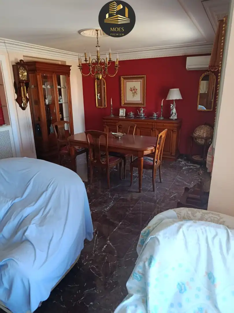 Piso con terraza en venta en Martos, imagen 2
