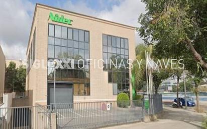 Exterior view of Premises to rent in L'Hospitalet de Llobregat  with Air Conditioner