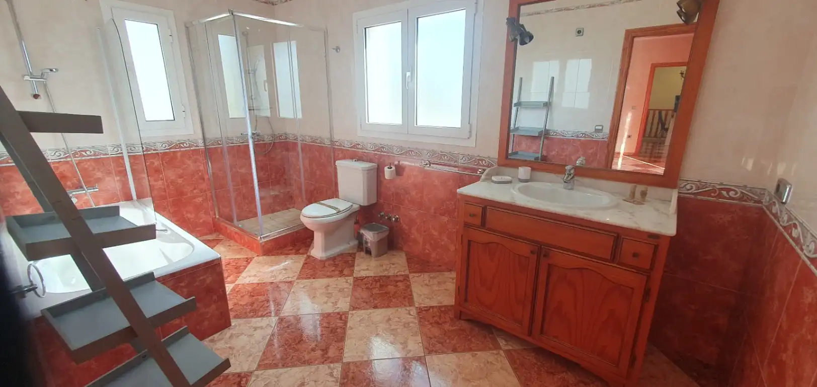 Chalet con terraza en venta en Marisol Park - Ortembach - Los Almendros, imagen 29