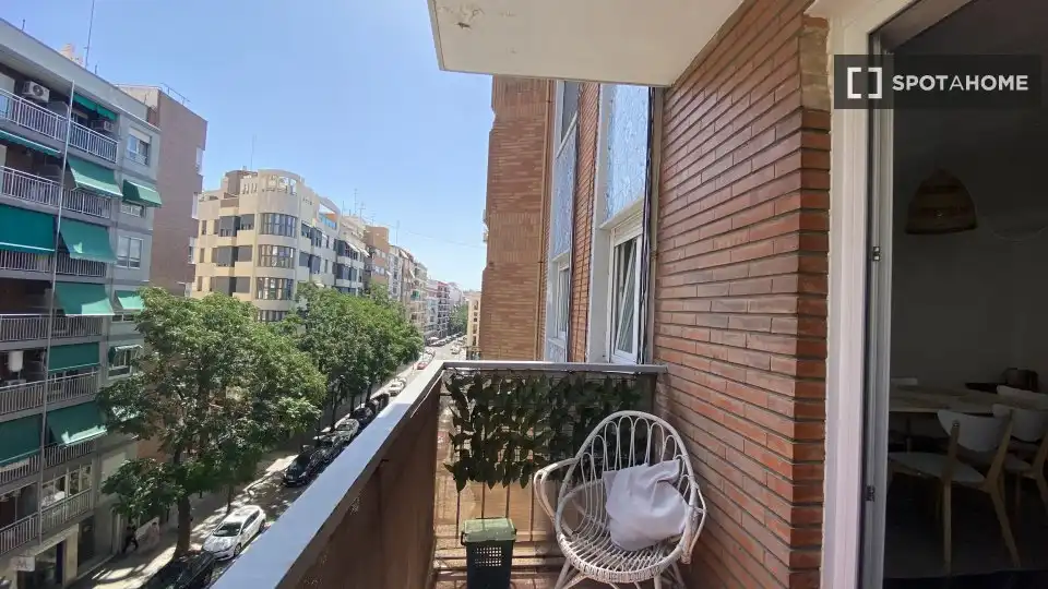 Wohnung mit Terrasse zur Miete in Quatre Carreres, imagen 3