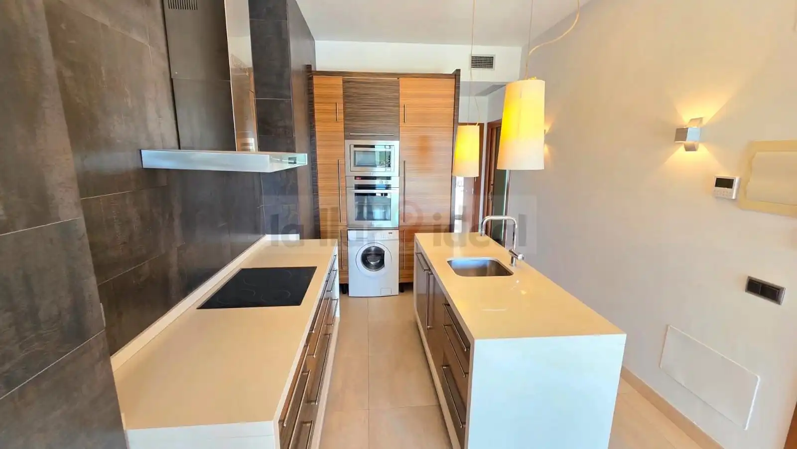 Kitchen of Flat for sale in Sant Esteve Sesrovires  with Air Conditioner, Heating and Terrace