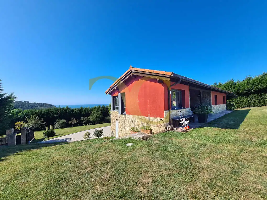 Casa o chalet en venta en Villaviciosa con Calefacción, Jardín privado y Terraza