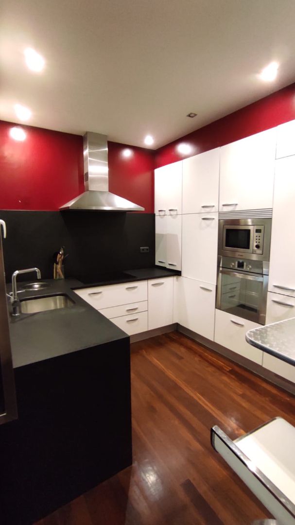 Piso en venta en Toribio Etxebarria Kalea