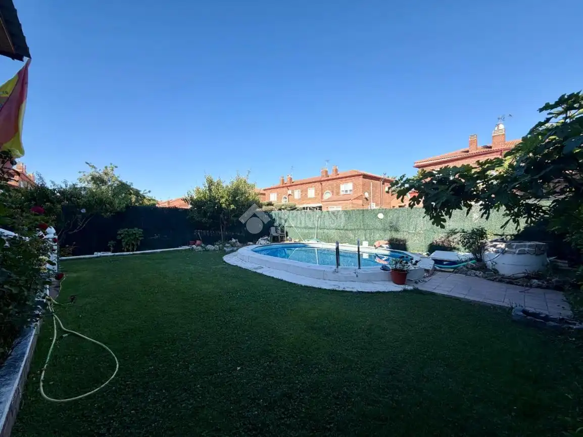 Casa pareada en venta en Villanueva de la Torre, imagen 37