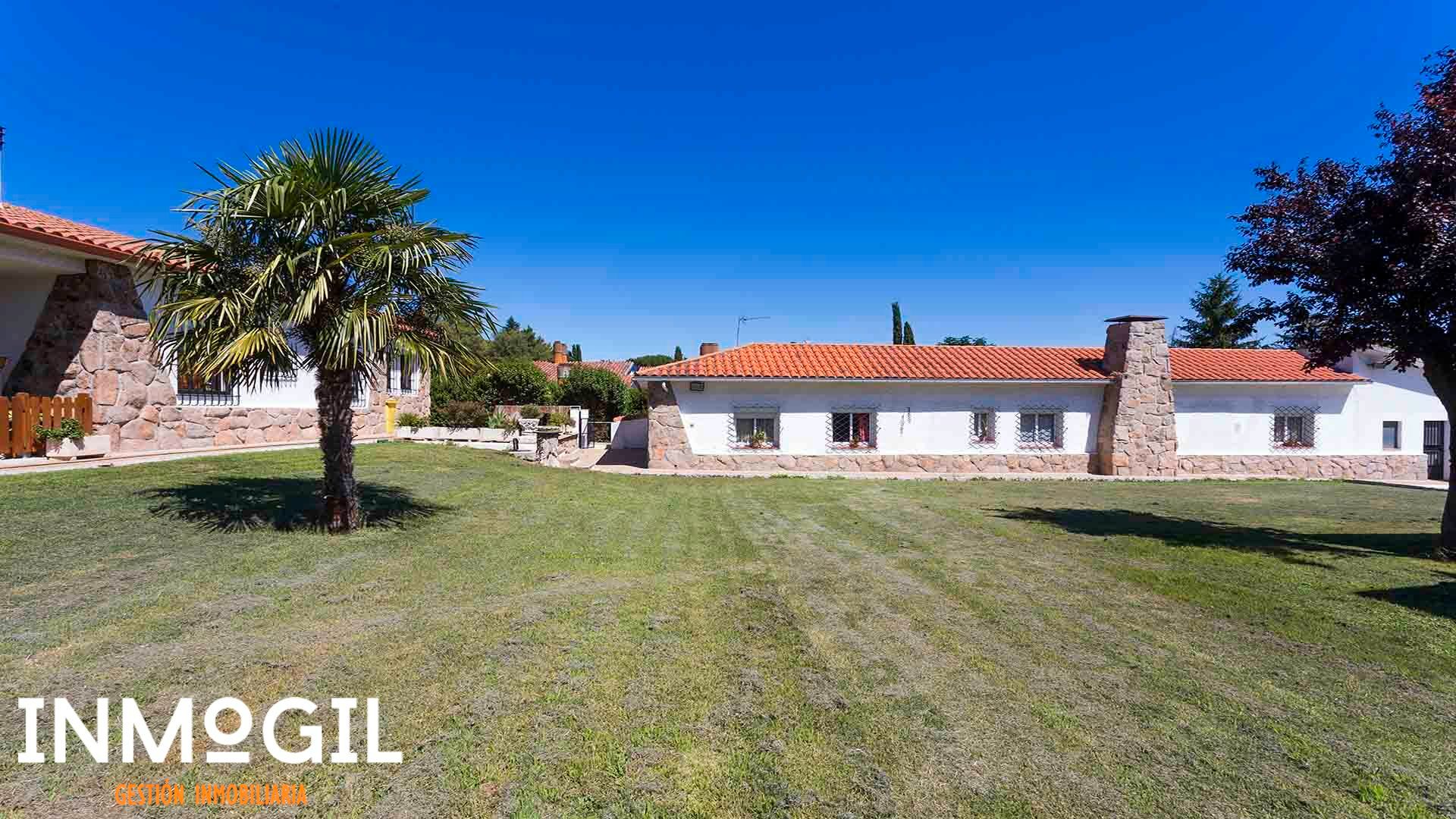 Jardín de Casa o chalet en venta en  Madrid Capital con Calefacción, Jardín privado y Terraza