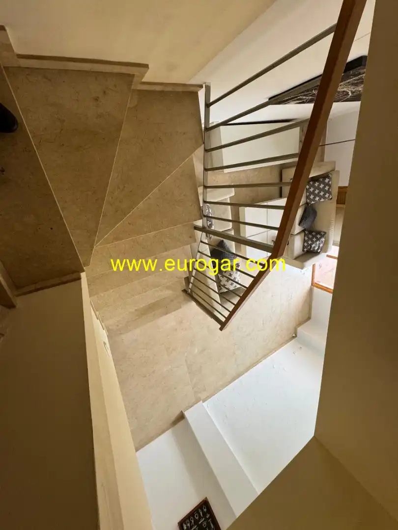 Casa o chalet de alquiler en Chiva con Jardín privado, Parquet y Terraza