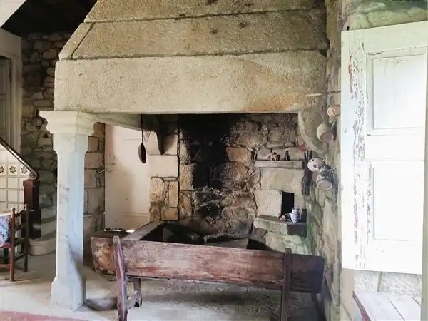 Cocina de Finca rústica en venta en A Cañiza   con Calefacción, Jardín privado y Terraza