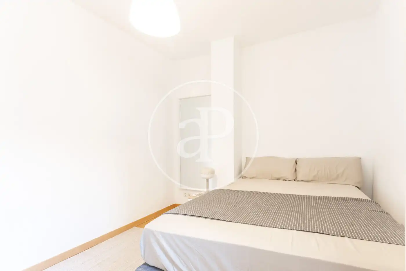 Habitación de Piso de alquiler en Barcelona con Amueblado y Balcón
