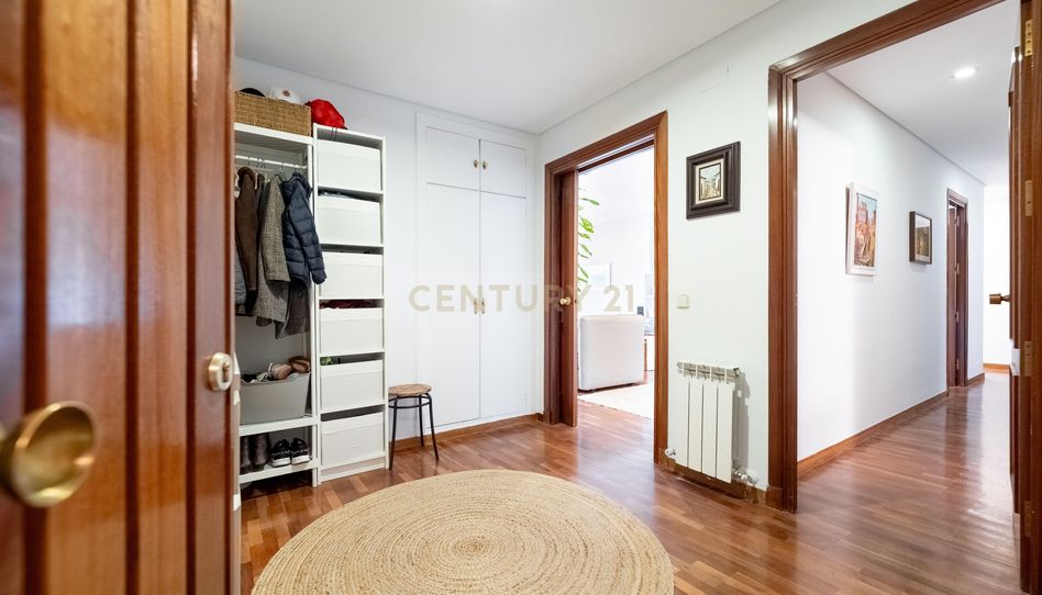 Apartamento de alquiler en Calle Prado del Rey, Pozuelo de Alarcón, Spain, 69, Prado de Somoaguas - Imagen 3