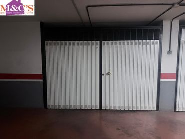 Place de parking individuelle avec ascenseur à vendre à Centro