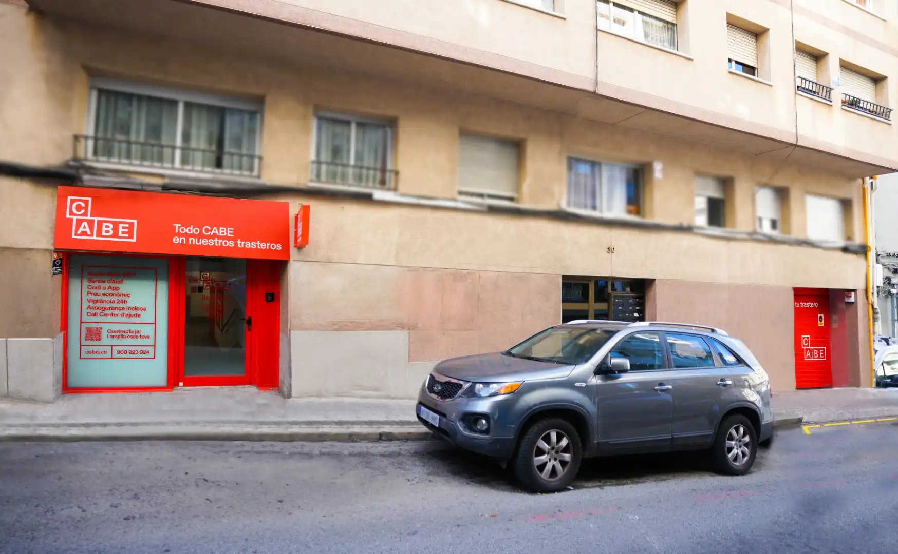 Vista exterior de Trastero de alquiler en Terrassa con Alarma