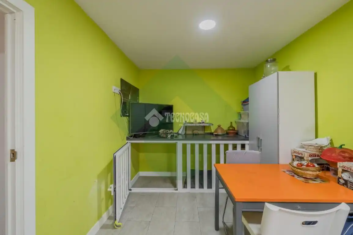 Cocina de Piso en venta en Madrid con Calefacción