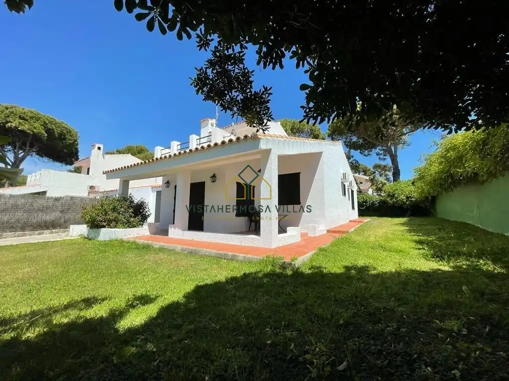 Vista exterior de Casa o xalet de lloguer en El Puerto de Santa María