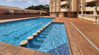 Piscina de Pis en venda en Sant Andreu de Llavaneres amb Aire condicionat, Terrassa i Balcó