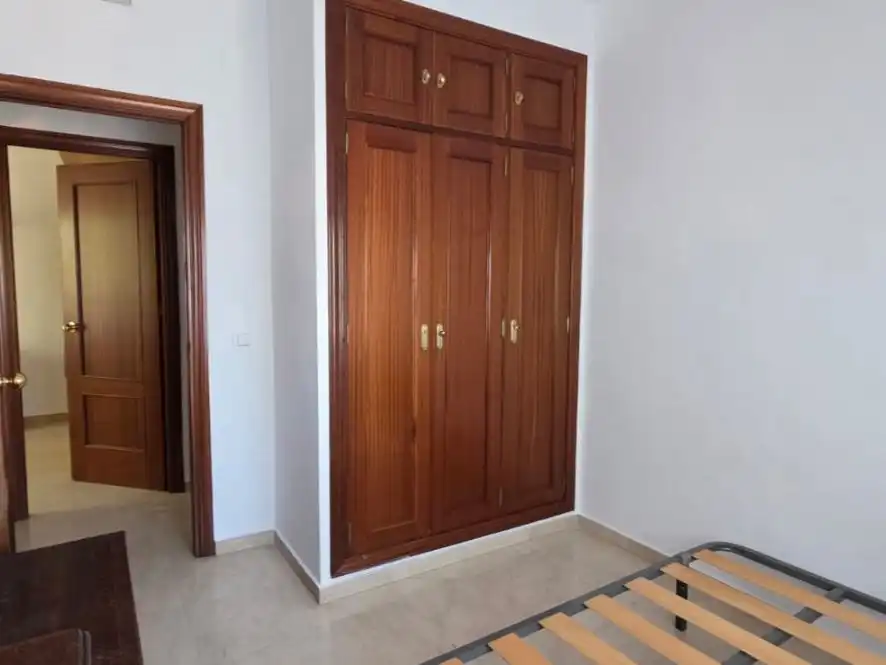 Schlafzimmer von Wohnung zur Miete in Sevilla mit Klimaanlage, Möbliert und Waschmaschine