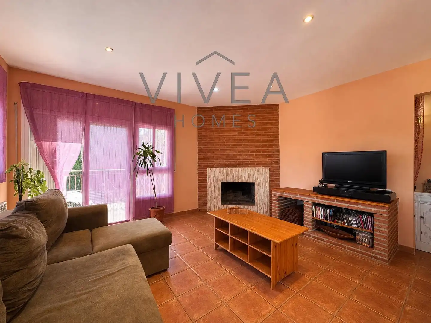 Sala d'estar de Casa o xalet en venda en Vidreres amb Aire condicionat, Calefacció i Jardí privat