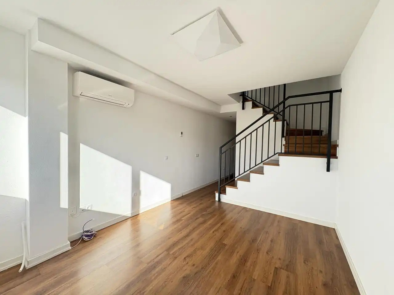 Dúplex de alquiler en Pozuelo de Alarcón con Calefacción y Trastero