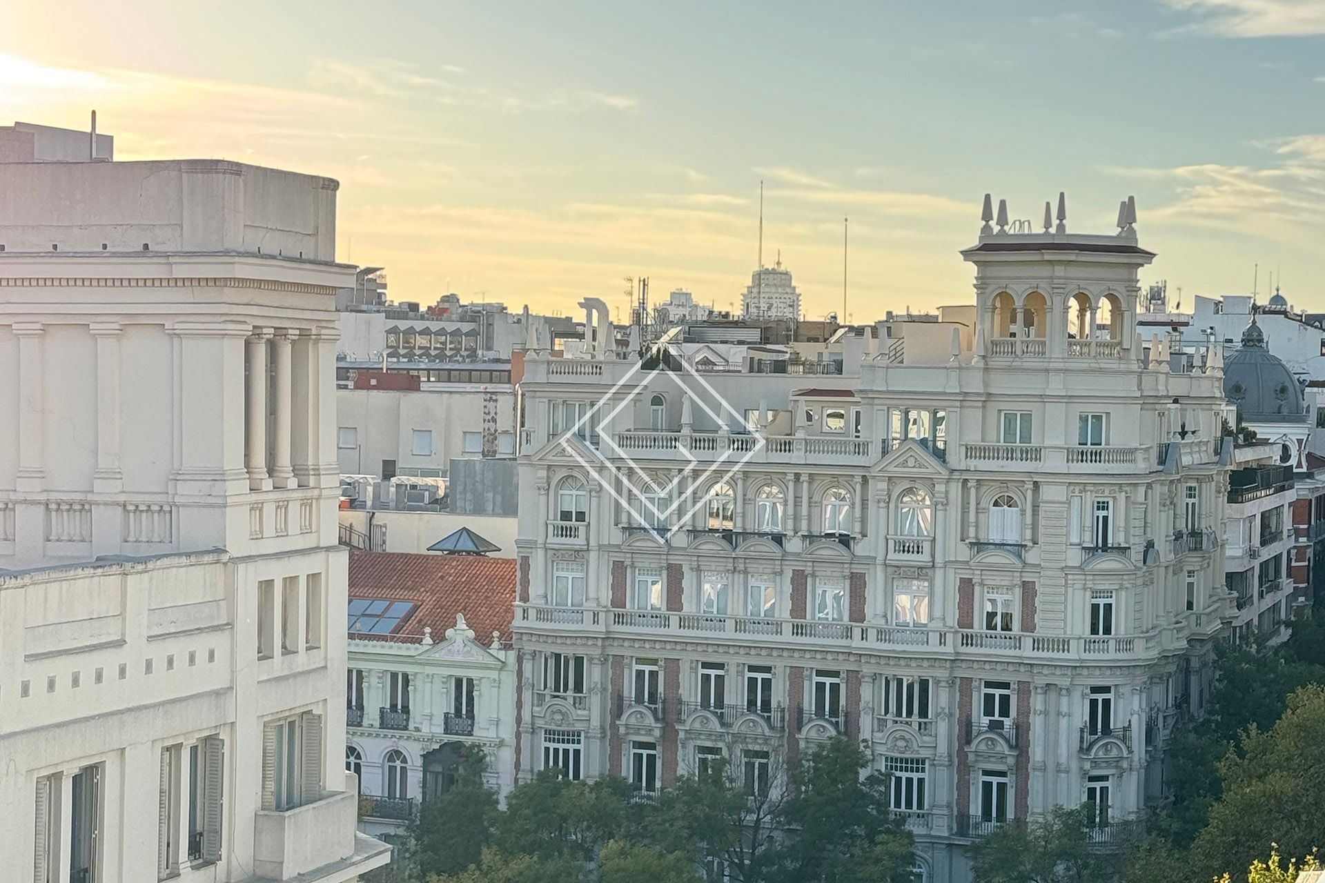 Exterior view of Attic for sale in  Madrid Capital  with Air Conditioner, Heating and Terrace