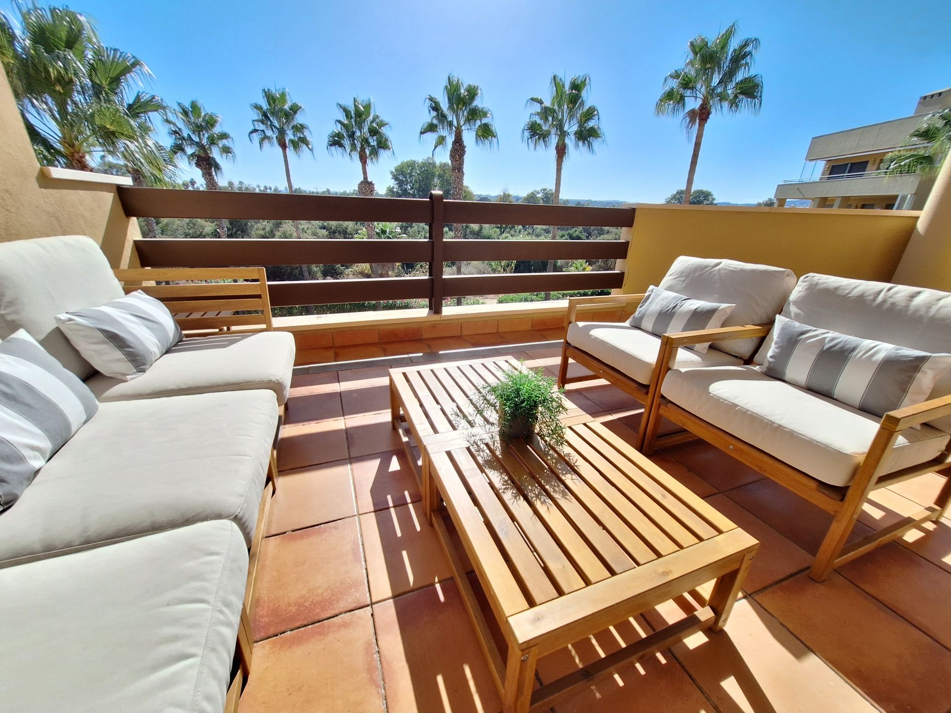Terrassa de Apartament en venda en Sotogrande amb Aire condicionat, Terrassa i Piscina