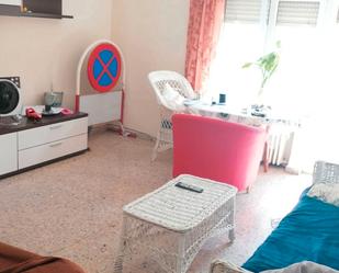 Sala d'estar de Pis de lloguer en Salamanca Capital amb Calefacció, Parquet i Moblat