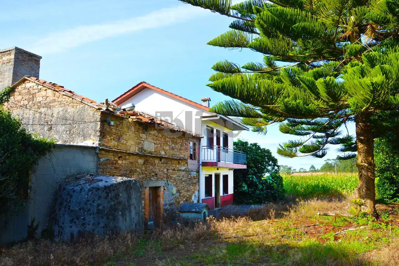 Casa o chalet en venta en Cabana de Bergantiños con Jardín privado y Amueblado