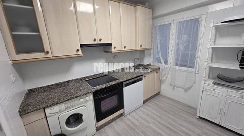 Photo 5 of Flat for rent in Calle Cámara, Centro, Avilés