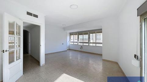 Photo 2 of Flat to rent in Carrer Pintor Velazquez, 59, Mercado, Alicante / Alacant