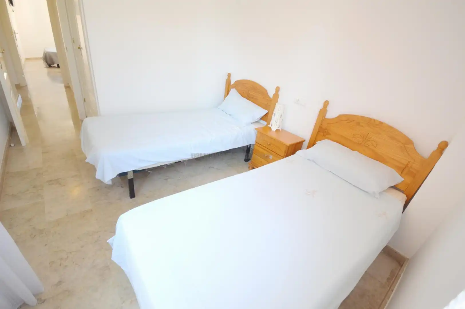 Habitación de Apartamento en venta en Orihuela con Aire acondicionado, Calefacción y Terraza