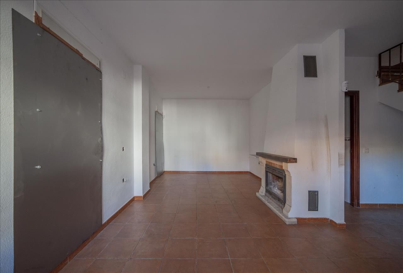 Single-family semi-detached for sale in Salteras  with Terrace, Storage room and Swimming Pool