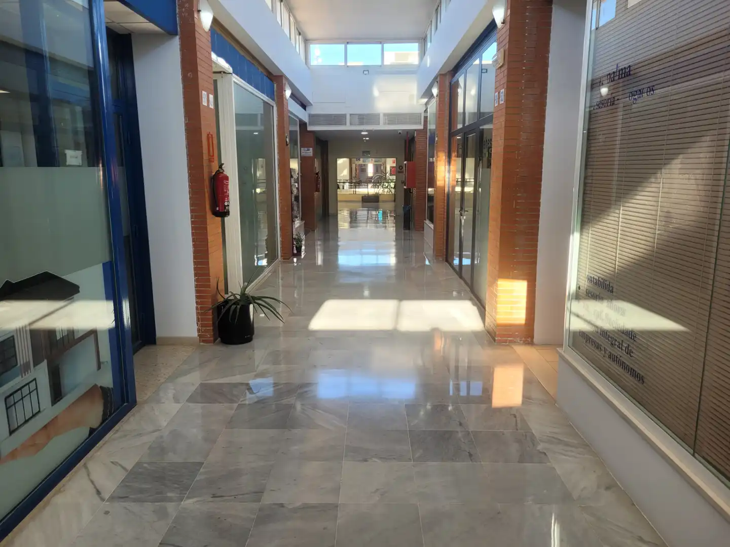 Business premises to rent in Calle Vereda de Chapatales, imagen 4